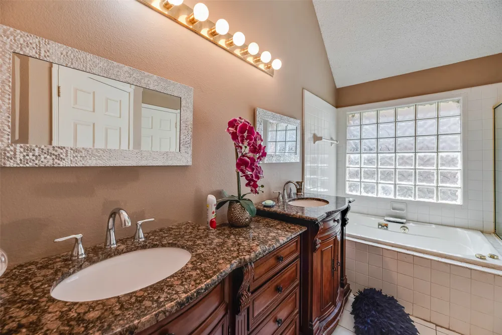 2017 Spring Mills Road Mesquite, TX 75181
