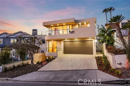 2242 Circle Hermosa Beach, CA 90254
