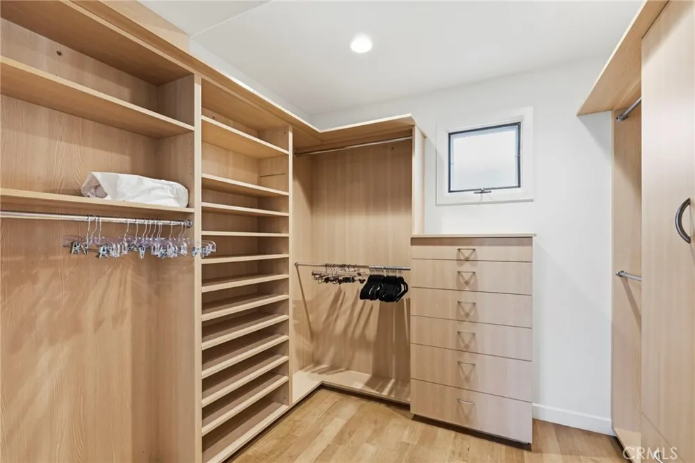 2242 Circle Hermosa Beach, CA 90254