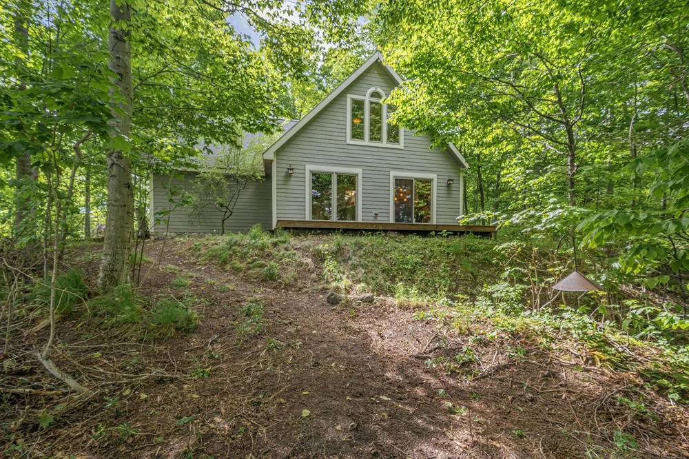 12271 Island View Drive Leelanau Township, MI 49670