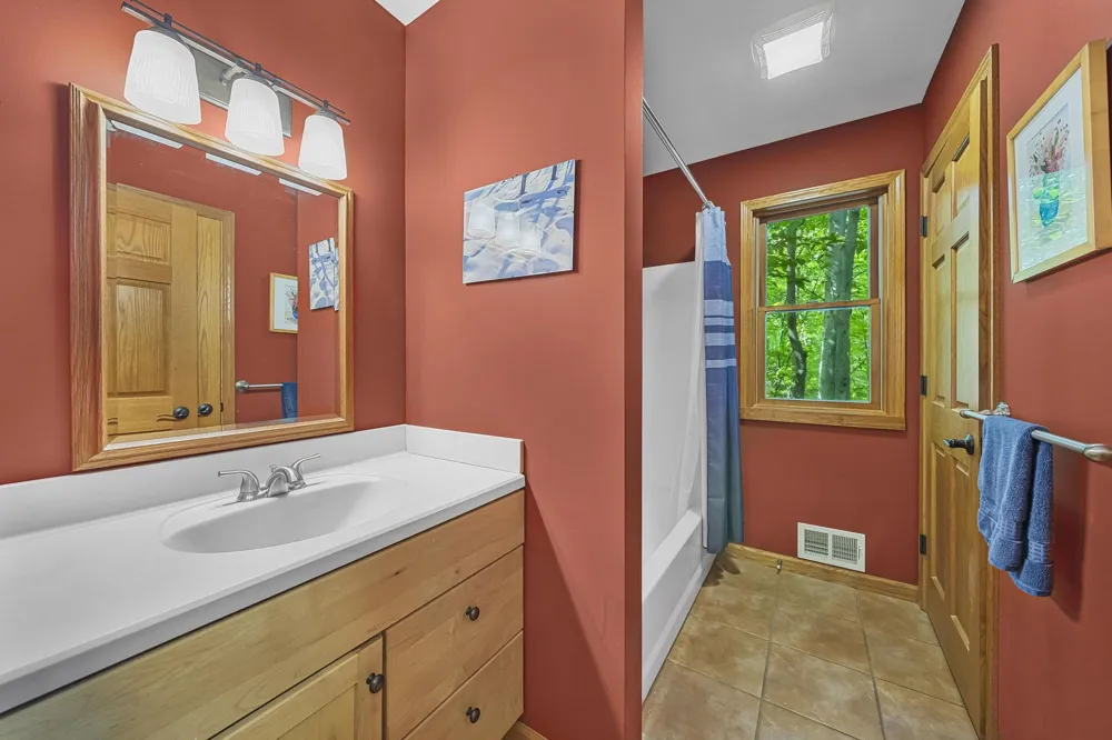 12271 Island View Drive Leelanau Township, MI 49670