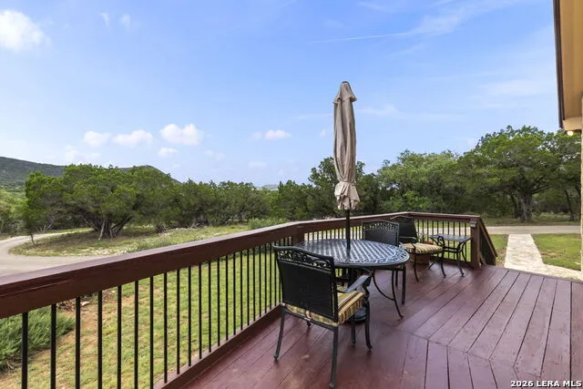 573 Hondo Oaks Dr Tarpley, TX 78883
