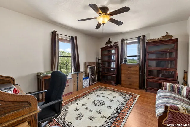 573 Hondo Oaks Dr Tarpley, TX 78883