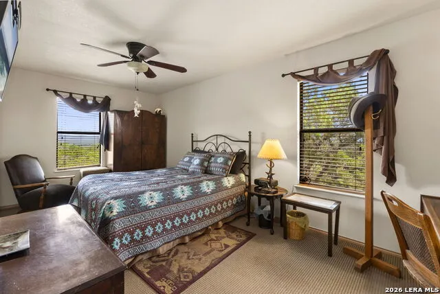 573 Hondo Oaks Dr Tarpley, TX 78883