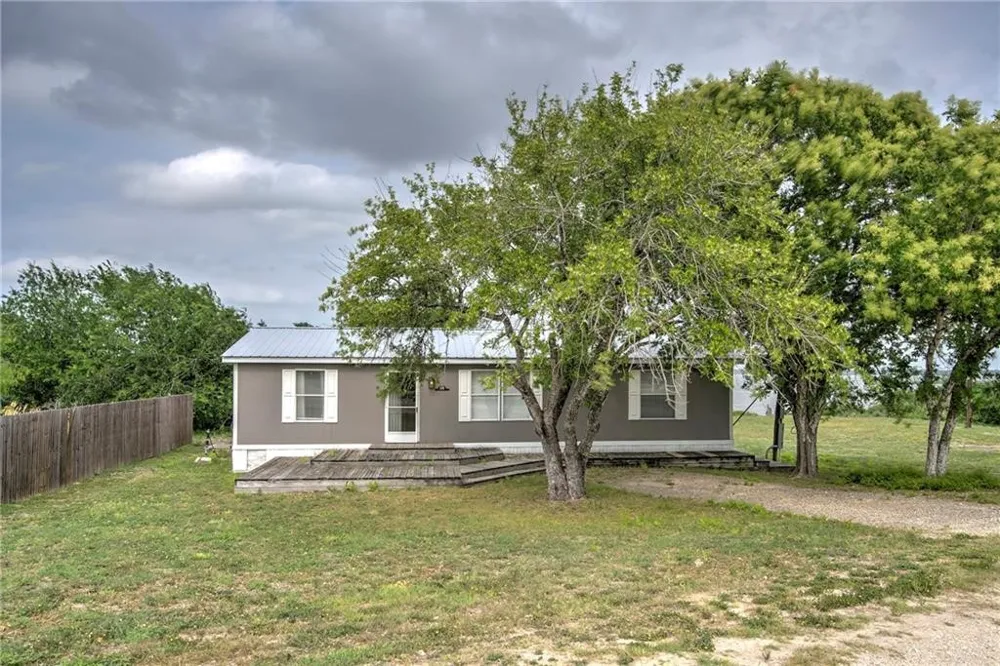 114 Ranger Drive Sandia, TX 78383