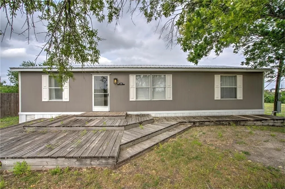 114 Ranger Drive Sandia, TX 78383