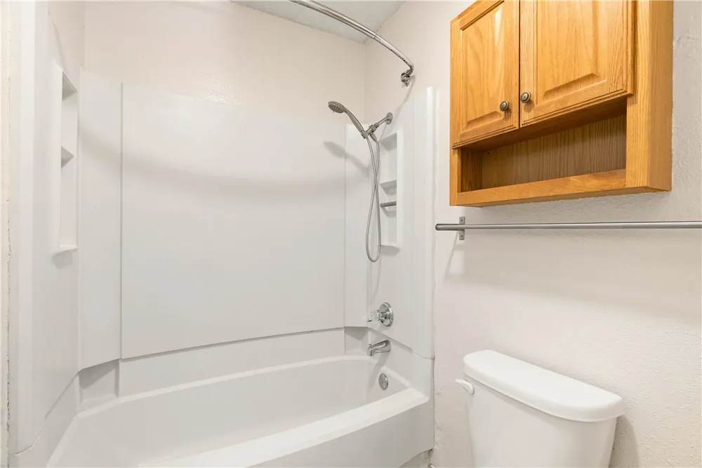6702 Everhart #W105 Corpus Christi, TX 78413