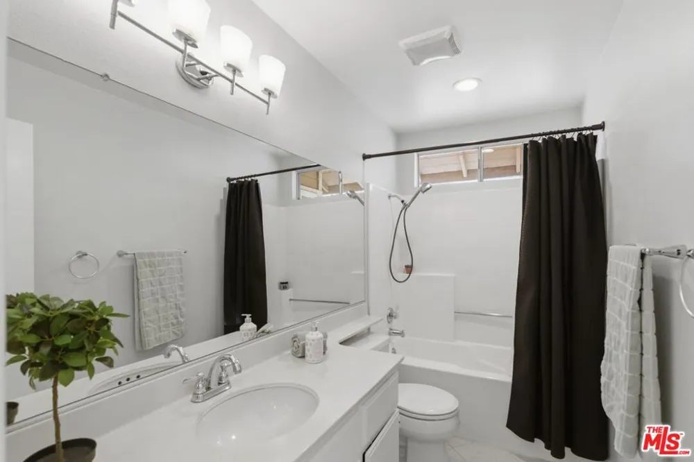 4234 Pepperwood Lane Chino Hills, CA 91709