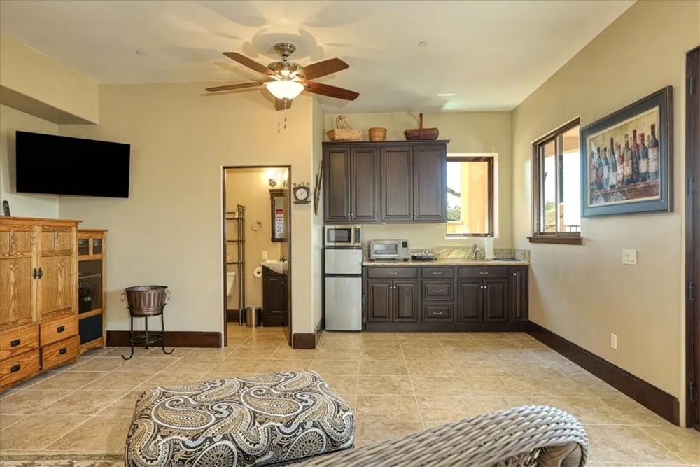 775 Avenida Alcola Arroyo Grande, CA 93420