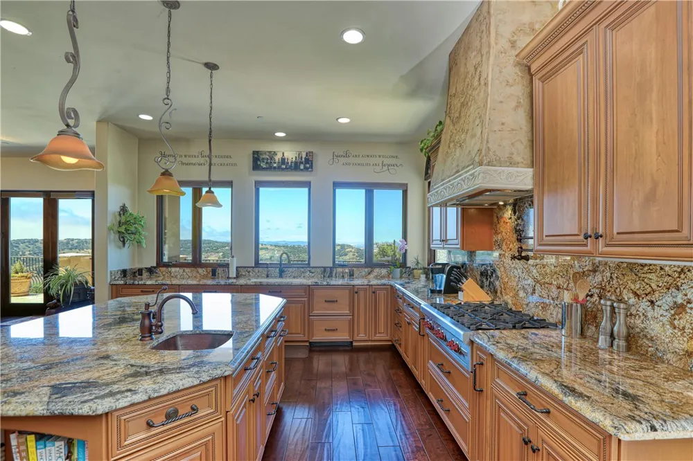 775 Avenida Alcola Arroyo Grande, CA 93420