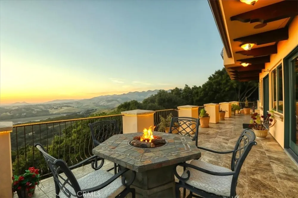 775 Avenida Alcola Arroyo Grande, CA 93420