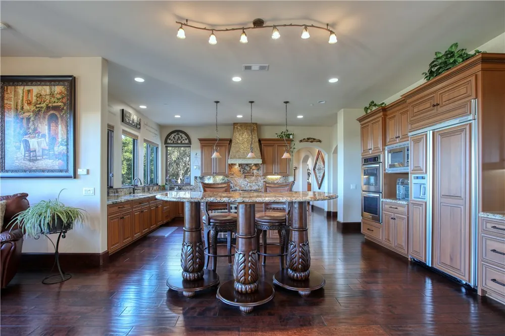 775 Avenida Alcola Arroyo Grande, CA 93420