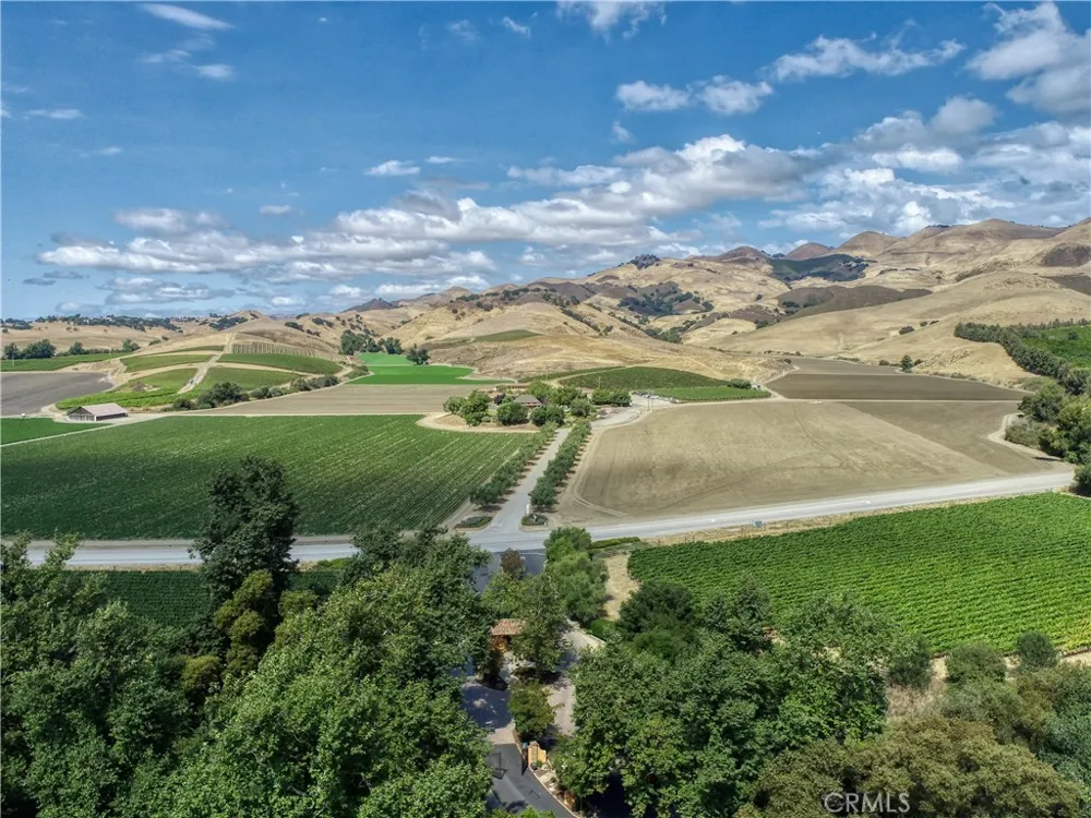 775 Avenida Alcola Arroyo Grande, CA 93420