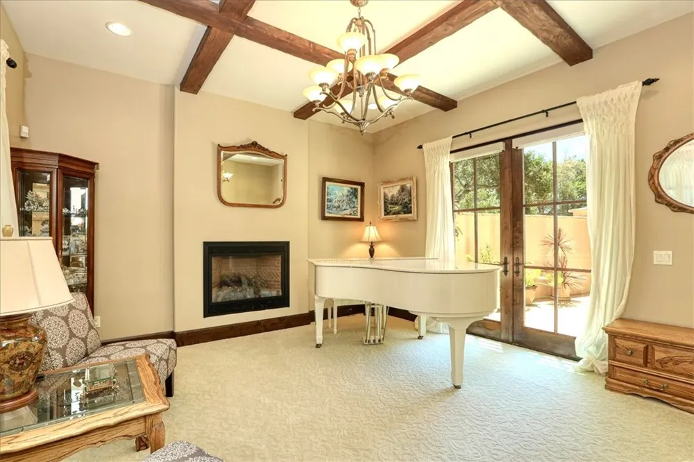 775 Avenida Alcola Arroyo Grande, CA 93420