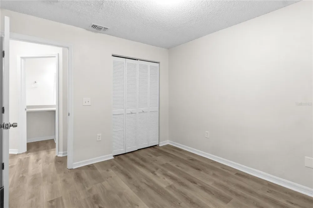 929 SANDYWOOD DRIVE Brandon, FL 33510