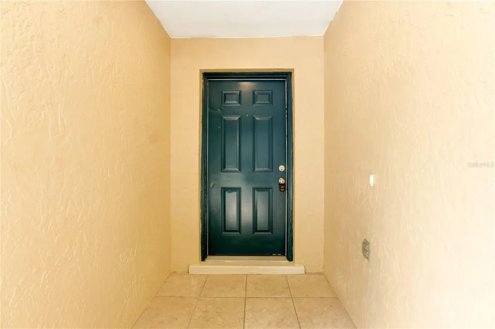 929 SANDYWOOD DRIVE Brandon, FL 33510