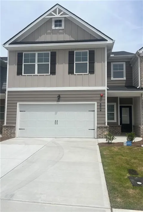 398 Lanier Circle