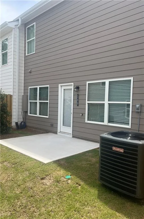 398 Lanier Circle Woodstock, GA 30189