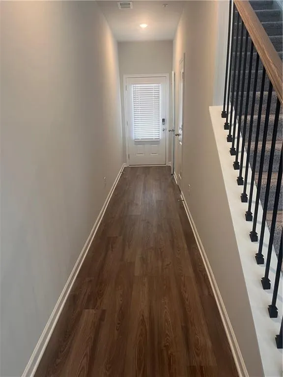 398 Lanier Circle Woodstock, GA 30189