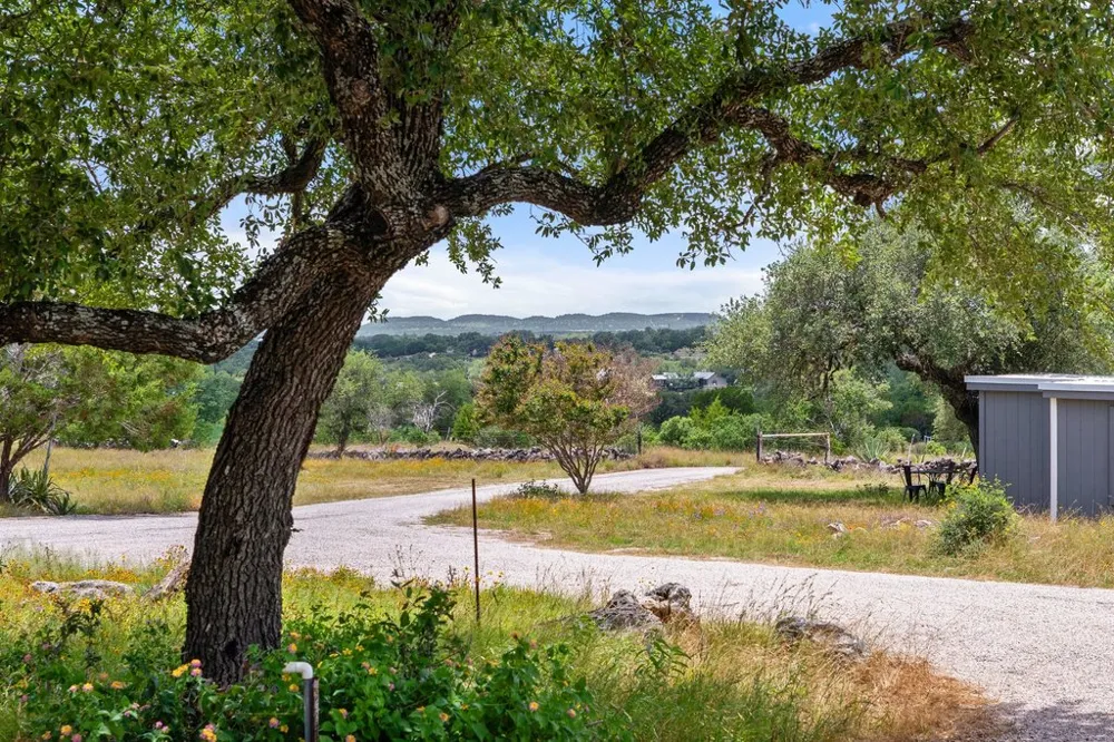 784 River View Drive Johnson City, TX 78636