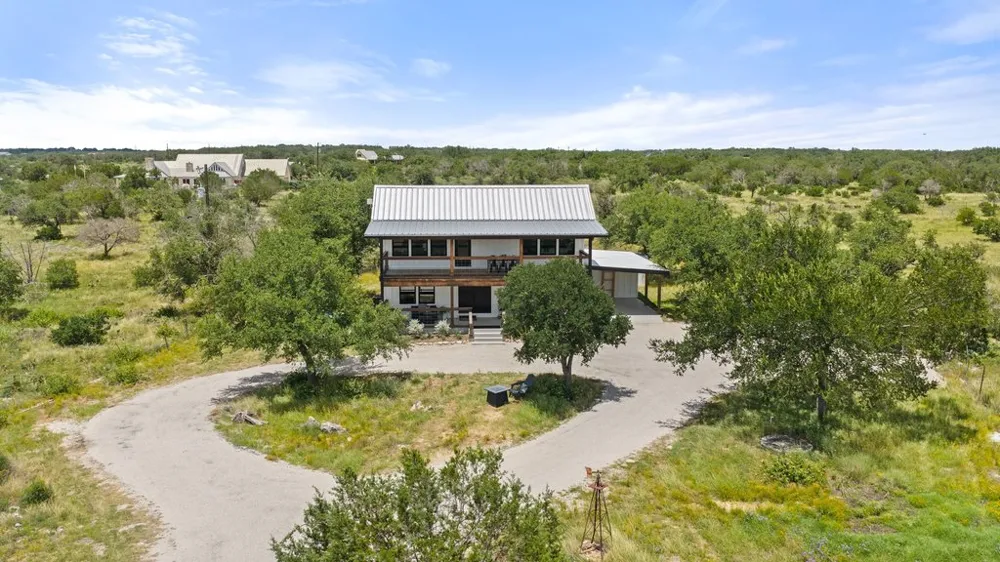784 River View Drive Johnson City, TX 78636