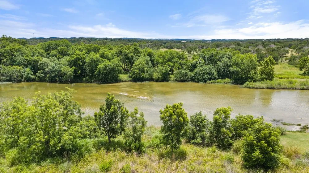 784 River View Drive Johnson City, TX 78636