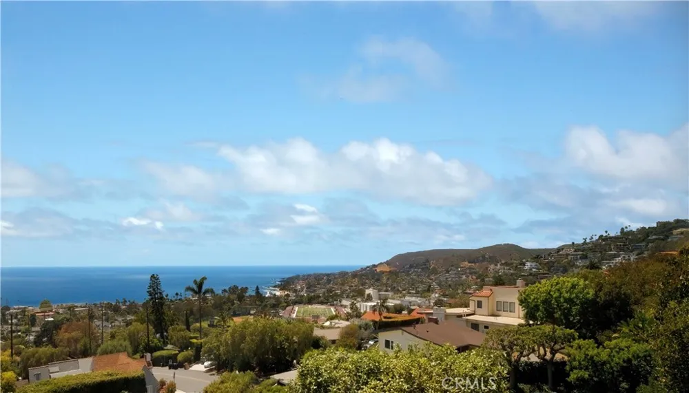 933 Coast View Drive Laguna Beach, CA 92651