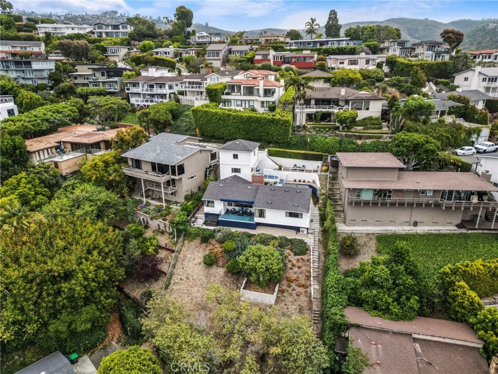 933 Coast View Drive Laguna Beach, CA 92651