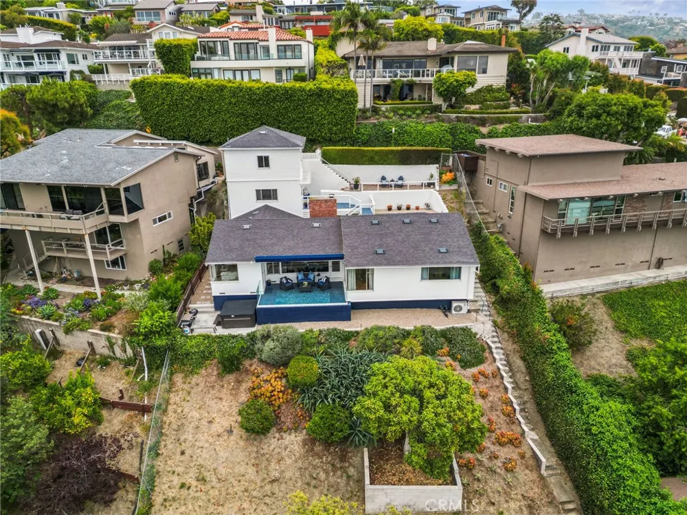 933 Coast View Drive Laguna Beach, CA 92651