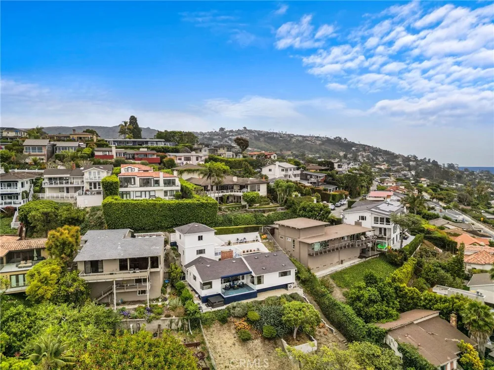 933 Coast View Drive Laguna Beach, CA 92651