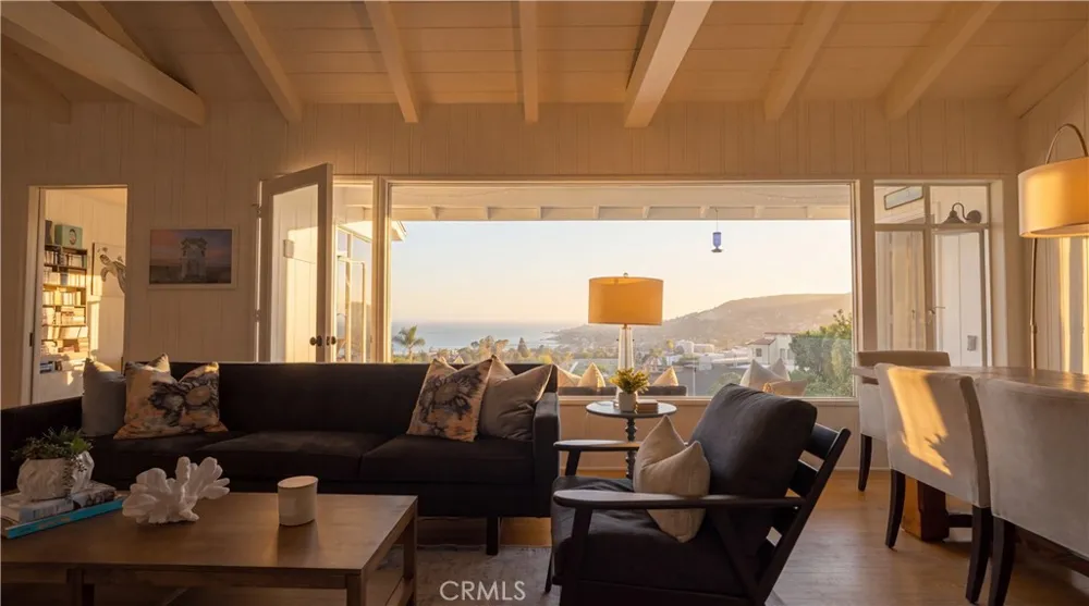 933 Coast View Drive Laguna Beach, CA 92651