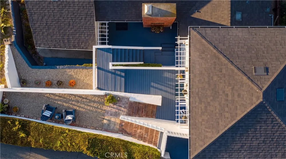 933 Coast View Drive Laguna Beach, CA 92651