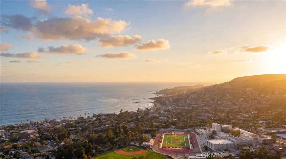 933 Coast View Drive Laguna Beach, CA 92651