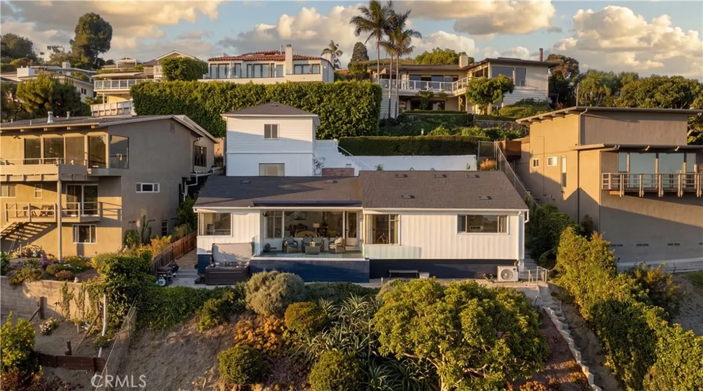 933 Coast View Drive Laguna Beach, CA 92651