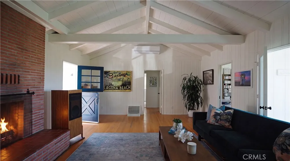 933 Coast View Drive Laguna Beach, CA 92651
