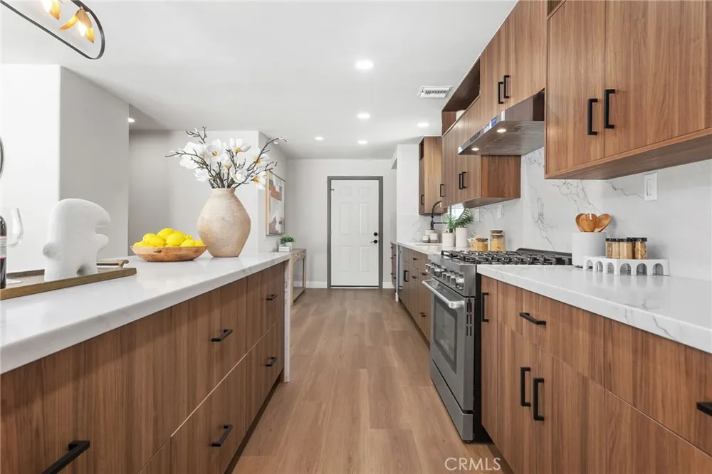 1601 Beechwood Fullerton, CA 92835