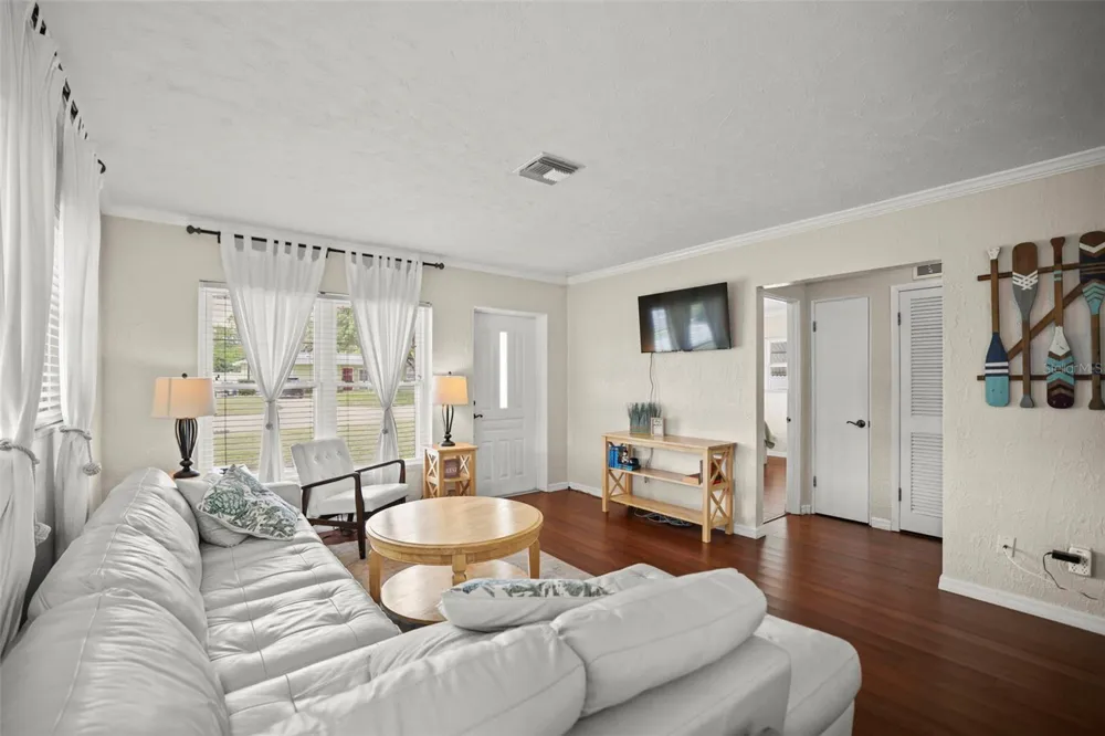 1121 SUNNYDALE DRIVE Clearwater, FL 33755