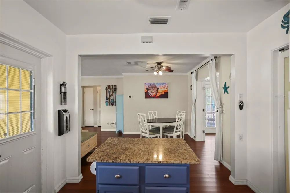 1121 SUNNYDALE DRIVE Clearwater, FL 33755