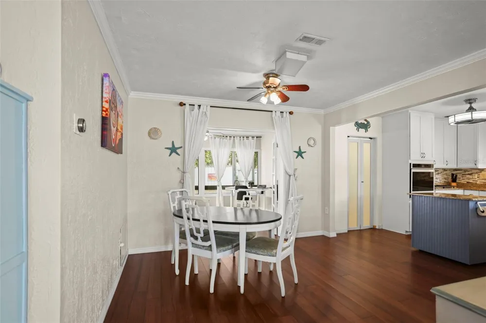 1121 SUNNYDALE DRIVE Clearwater, FL 33755