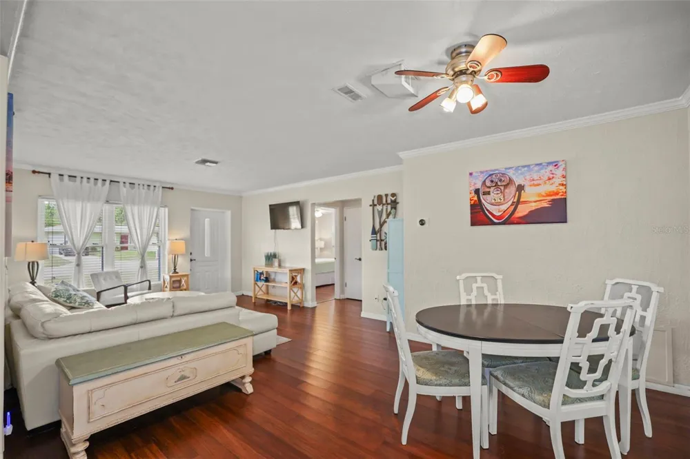 1121 SUNNYDALE DRIVE Clearwater, FL 33755
