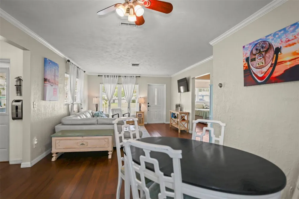 1121 SUNNYDALE DRIVE Clearwater, FL 33755