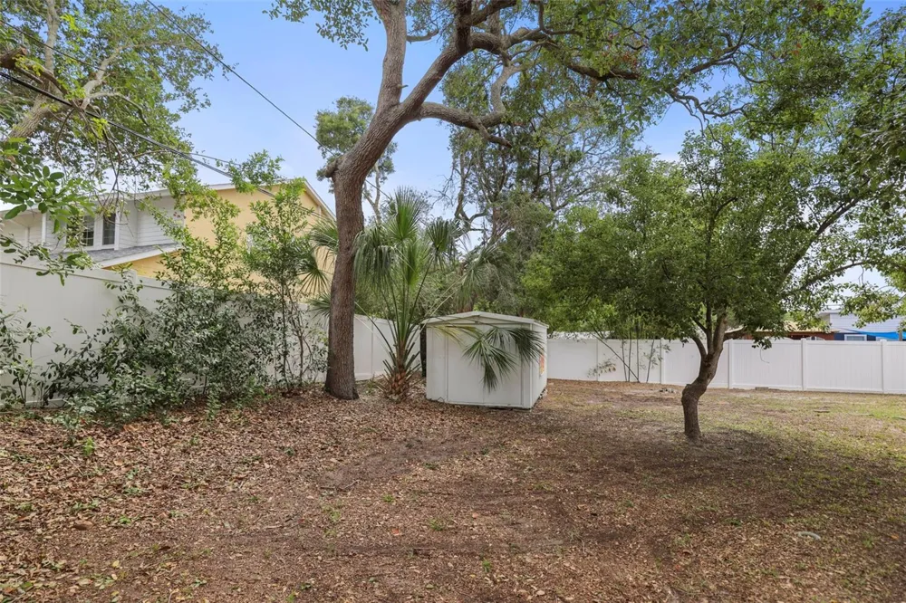 1121 SUNNYDALE DRIVE Clearwater, FL 33755