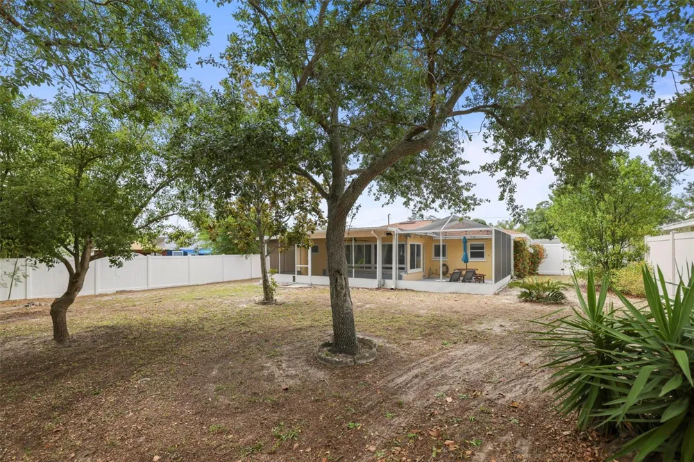 1121 SUNNYDALE DRIVE Clearwater, FL 33755
