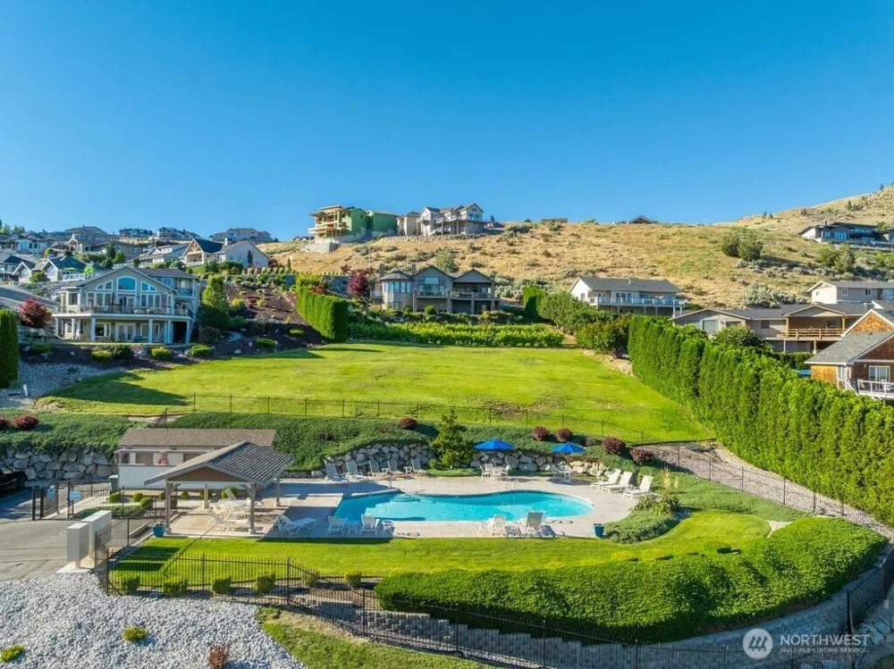 116 Apple Avenue Chelan, WA 98816