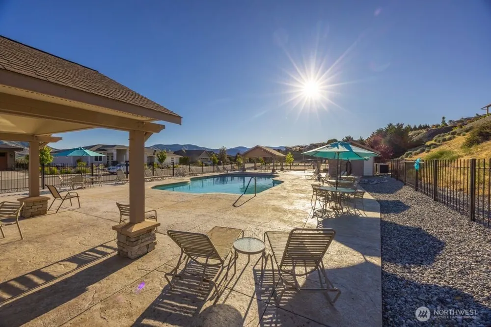 116 Apple Avenue Chelan, WA 98816