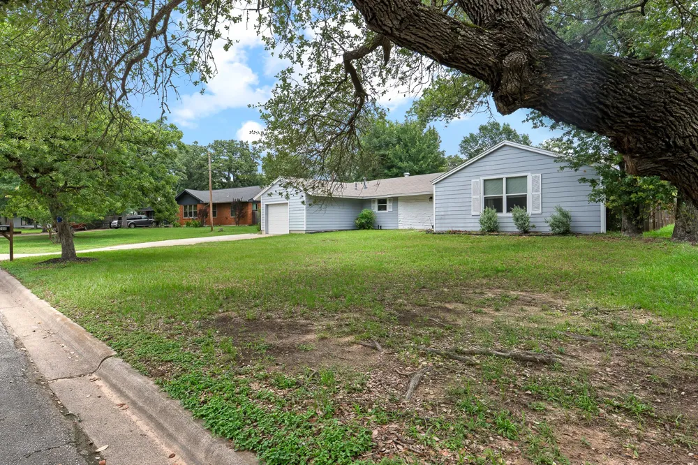 508 San Jacinto Drive Rockdale, TX 76567