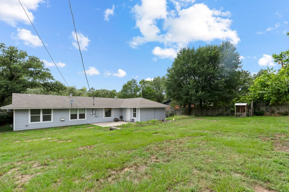 508 San Jacinto Drive Rockdale, TX 76567
