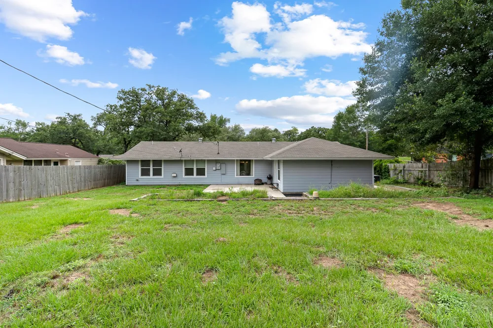 508 San Jacinto Drive Rockdale, TX 76567