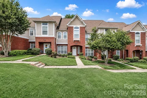 1139 Central Park Circle