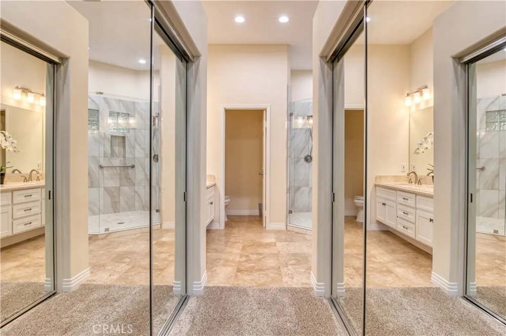 102 Stoney Pointe Laguna Niguel, CA 92677